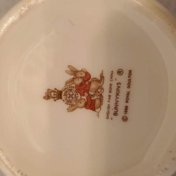 BunnyKins Royal Doulton Bowl and cup - Picture 5 of 5